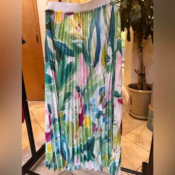 NWT Ted Baker Painted Floral Pleated Midi Skirt - Picture 3 of 5